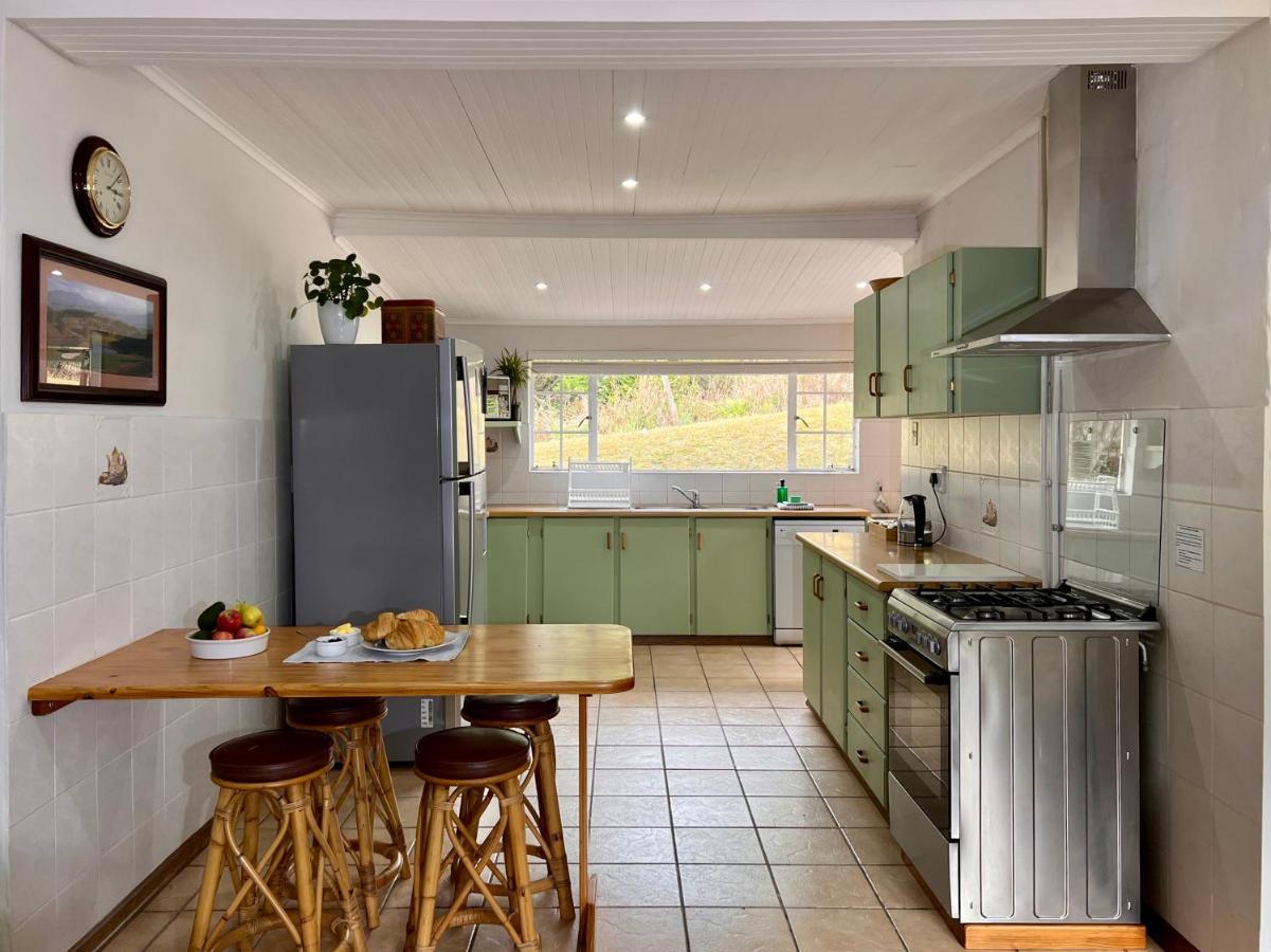 Berg Escape Bottlebrush - Spacious Luxury Family