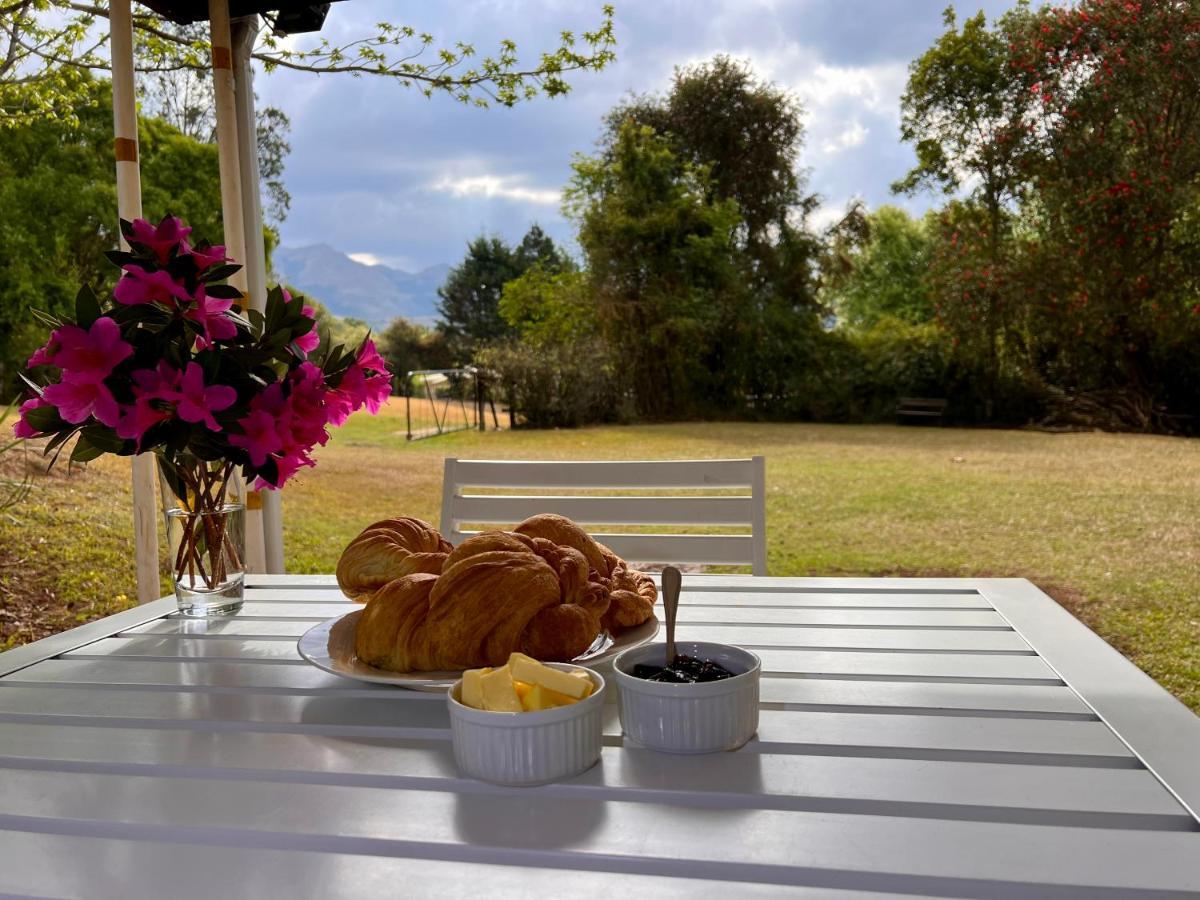 Berg Escape Bottlebrush - Spacious Luxury Family Holiday home